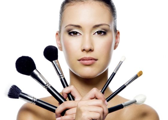 COSMETIC MAKE-UP COURSE – 1 DAY