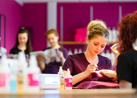 NAIL & BEAUTY THERAPY DIPLOMA – 8 DAYS